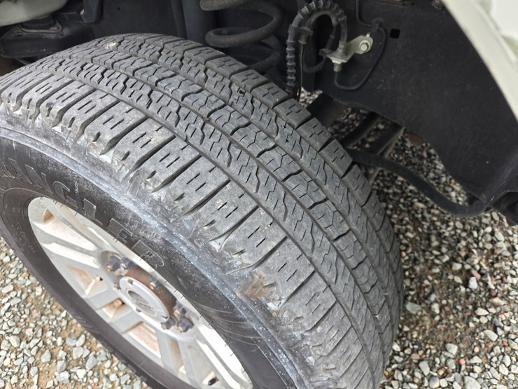 2019-ford-f350-xlt-image-68