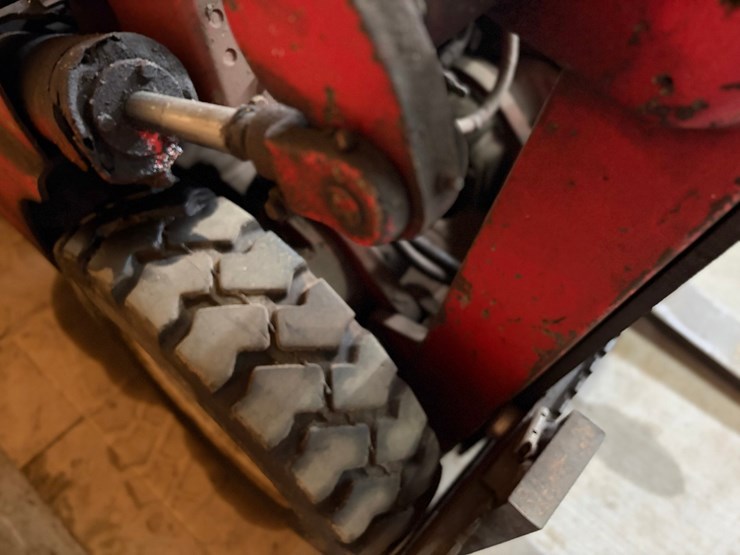 #1772-•-clark-forklift-image-19