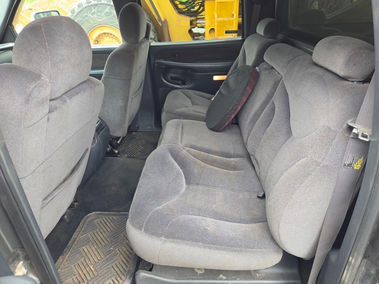 2002-gmc-1500hd-image-127