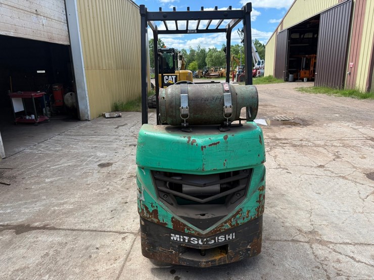 #1364-•-misubishi-fgc25n-forklift-image-4