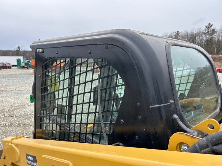 2022-caterpillar-262d3-image-42