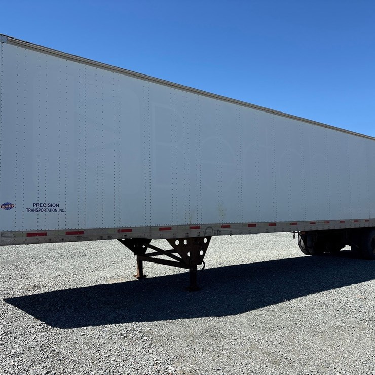 2005 UTILITY Van