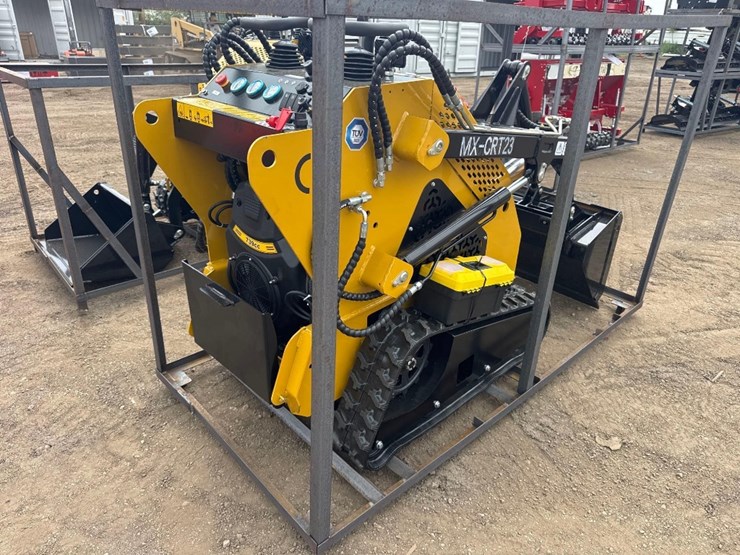 new-agt-co-mini-stand-on-skidloader-model-mx-crt23-image-9