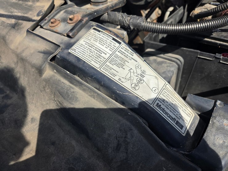 2001-ford-f350-image-36