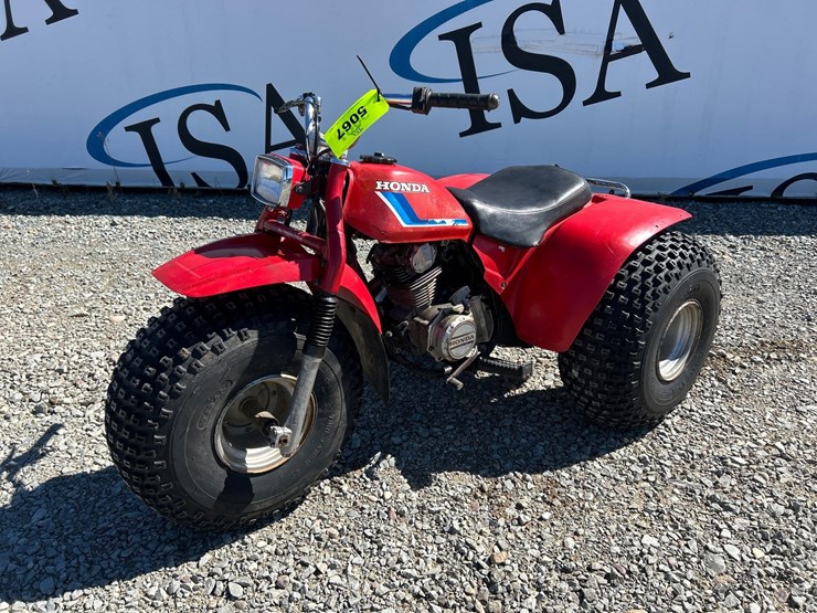 #5067-•-1983-honda-200s-three-wheeler-image-1