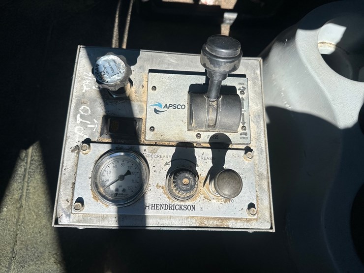 2007-international-durastar-4400-image-29