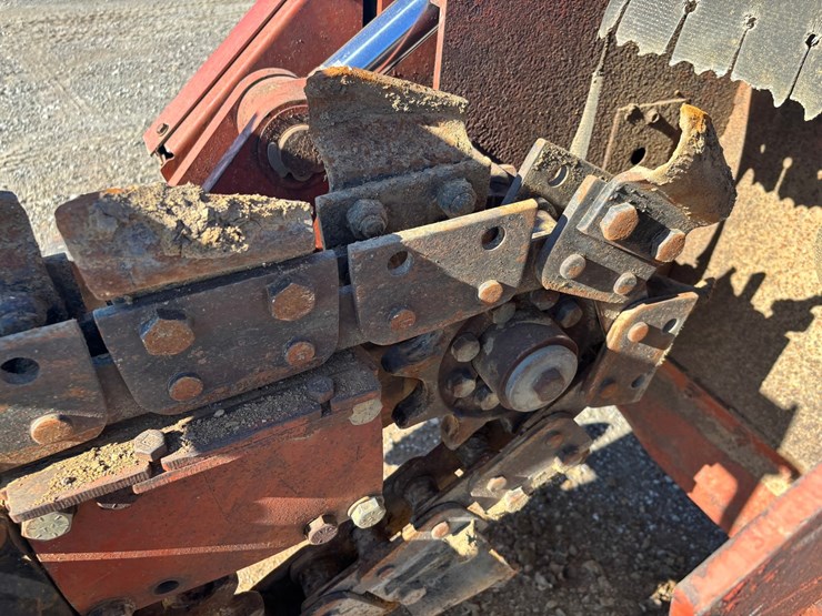 2001-ditch-witch-5110-image-35