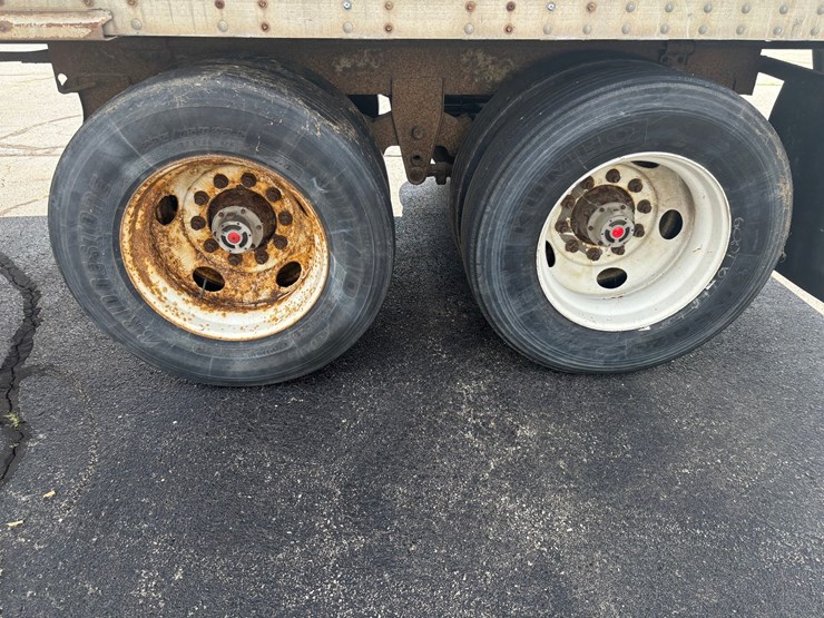 #2186-•-2002-hyundai-48'-dry-van-image-57