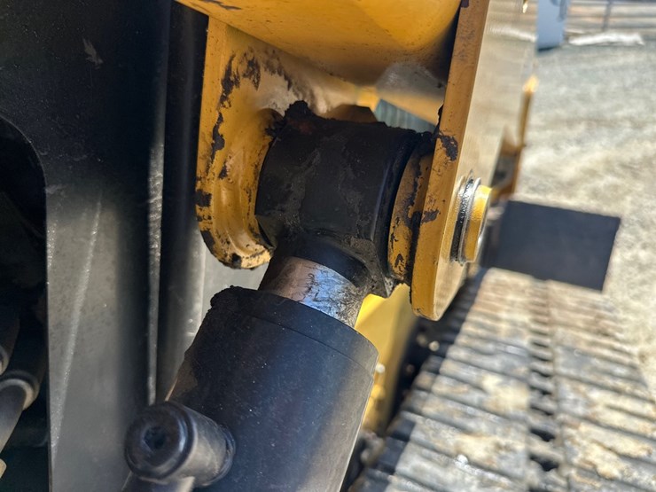 caterpillar-299d3-xe-image-18