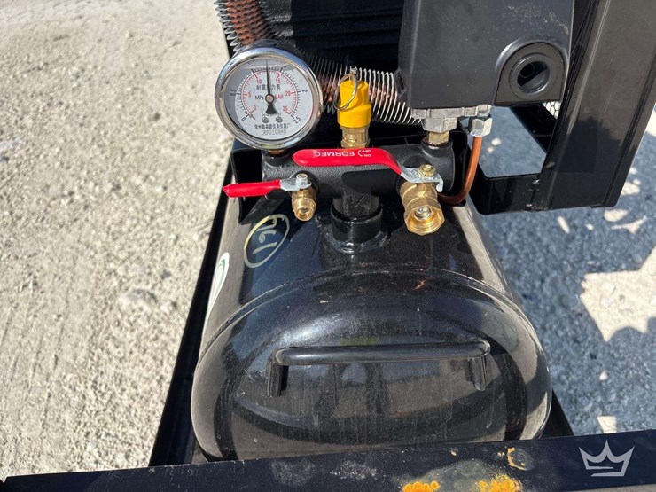 unused-2026-agt-ac-40-gallon-air-compressor-image-5