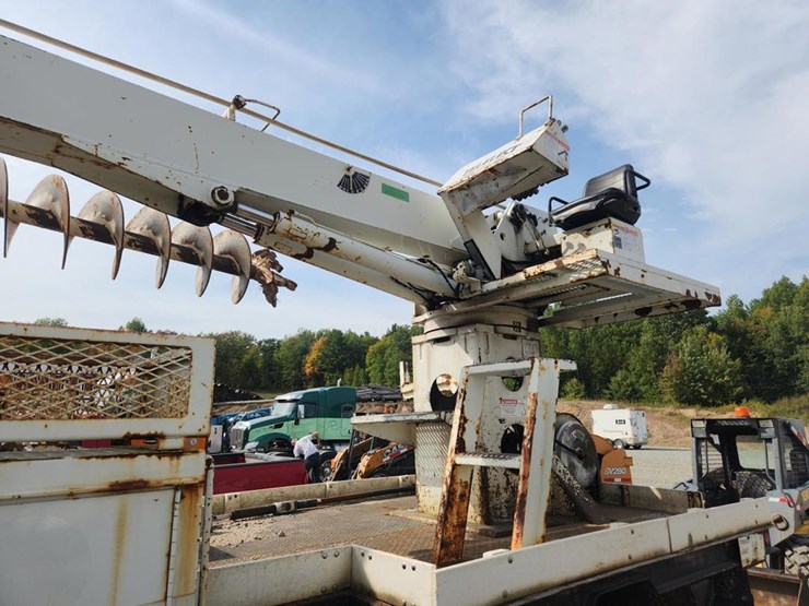 2003-international-durastar-4300-image-19