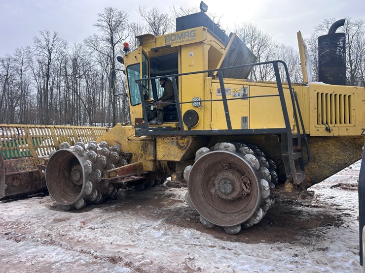 #1459-•-2012-bomag-bc572-compactor-image-41