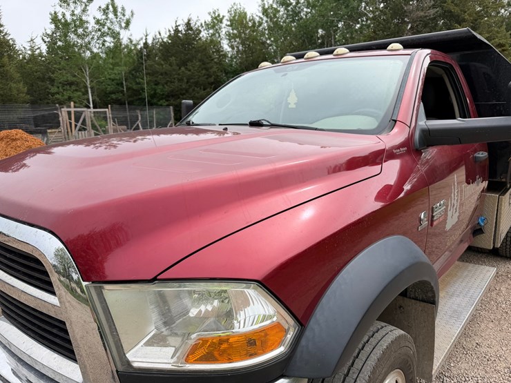 2011-ram-4500-slt-image-10
