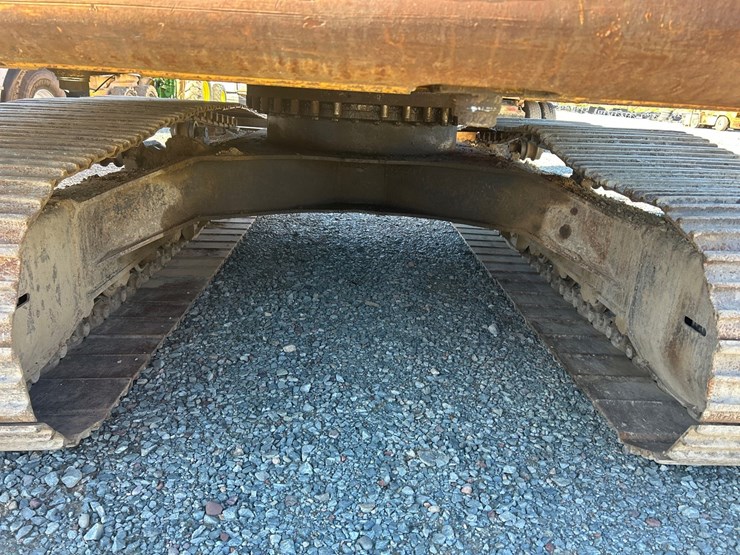 2000-deere-200-lc-image-32