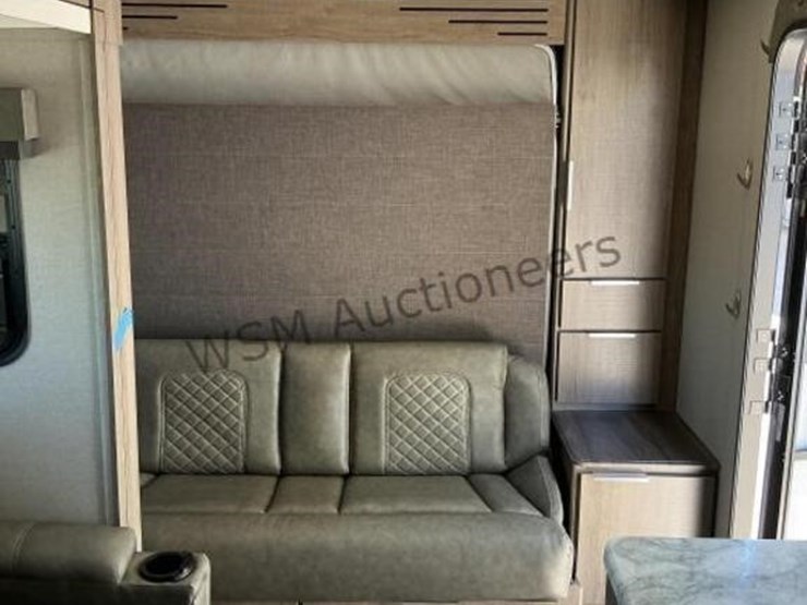 2021-grand-design-imagine-camp-trailer-image-24