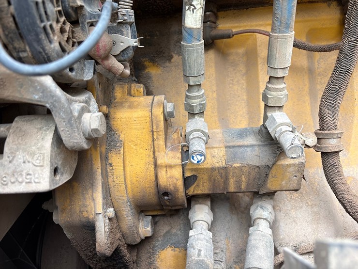 deere-844j-image-56