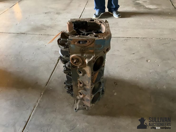1972-ford-351-cleveland-2-bolt-main-standard-bore-short-block-image-8