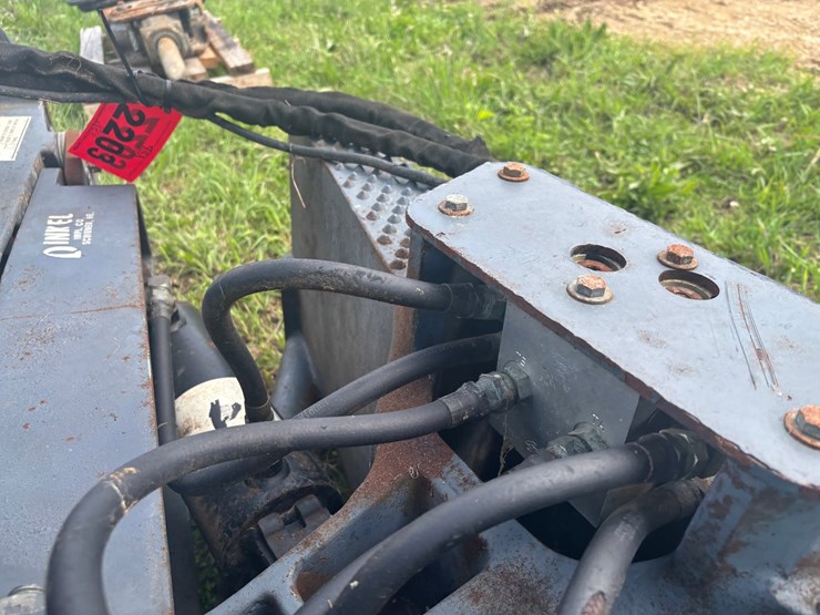 #2203-•-grousher-products-approx.-82"-skid-mounted-dozer-blade-image-9