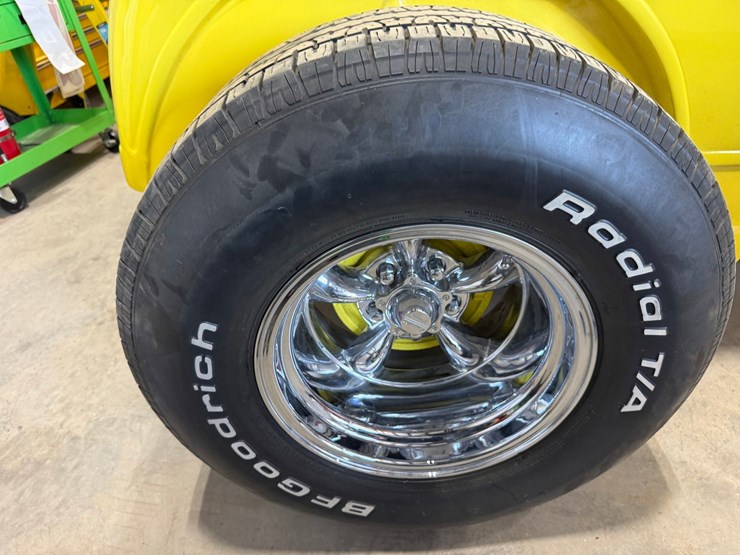 chevrolet-350-image-76