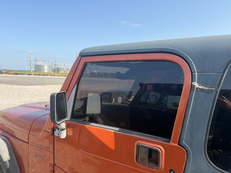 2001-jeep-wrangler-image-22