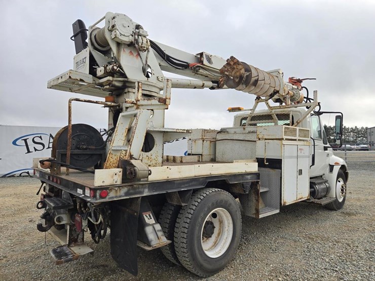2003-international-durastar-4300-image-5