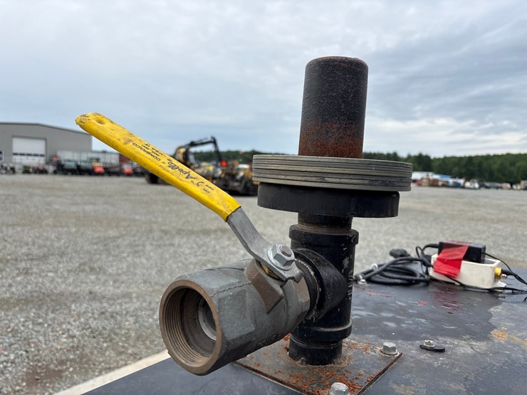 #5061-•-model-1406-insulation-blower-image-13