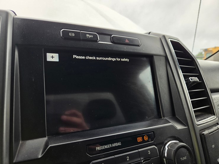 2019-ford-f350-xlt-image-52