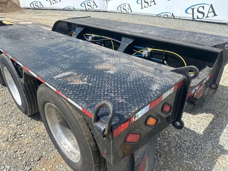 #60924-•-2026-contender-tri-axle-lowboy-trailer-image-31