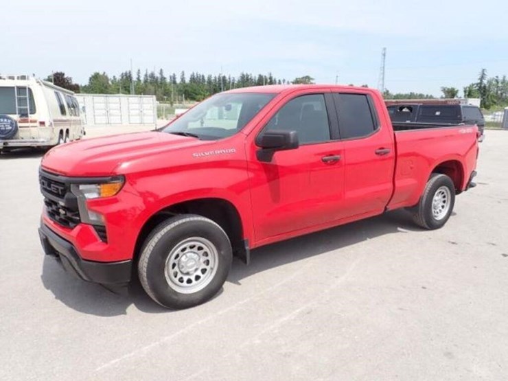 chevrolet-silverado-1500-image-1