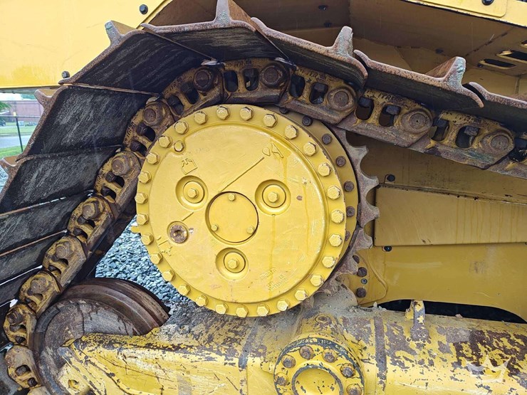 2022-caterpillar-d5-lgp-image-12