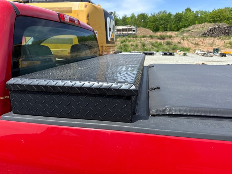 2014-chevrolet-silverado-1500-image-21
