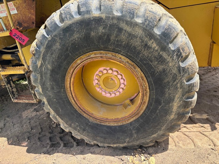 caterpillar-928g-image-98
