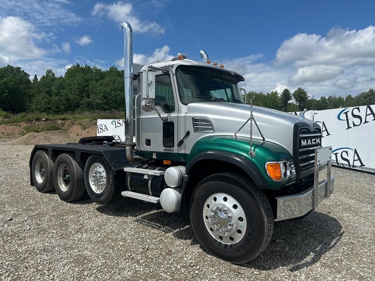 2007-mack-granite-cv713-image-7