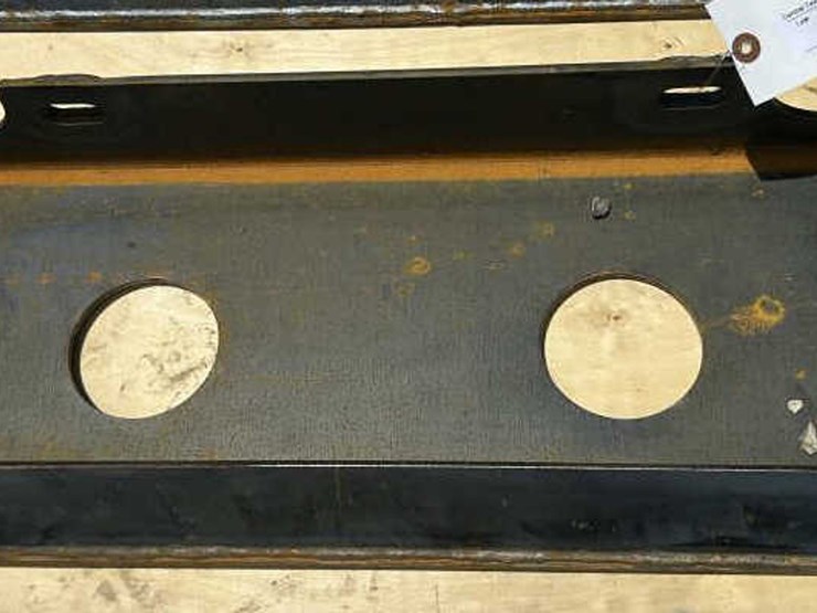#46-•-mini-skid-steer-dingo-mounting-plate-image-2