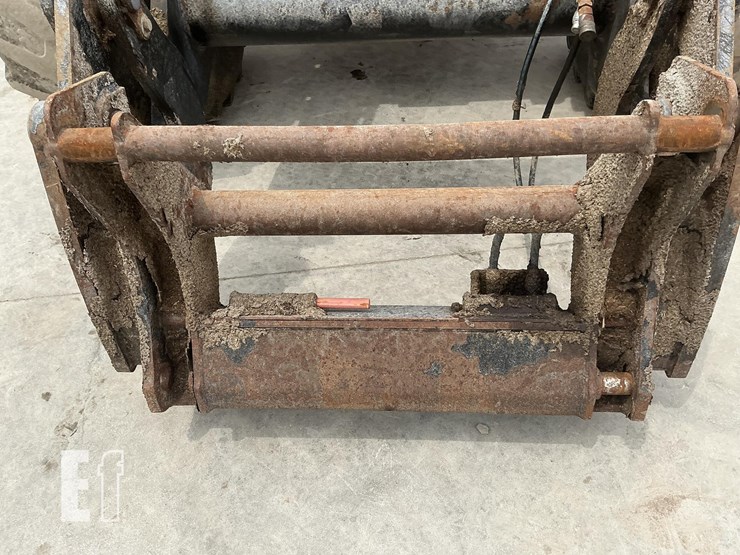 2018-jcb-427-image-9