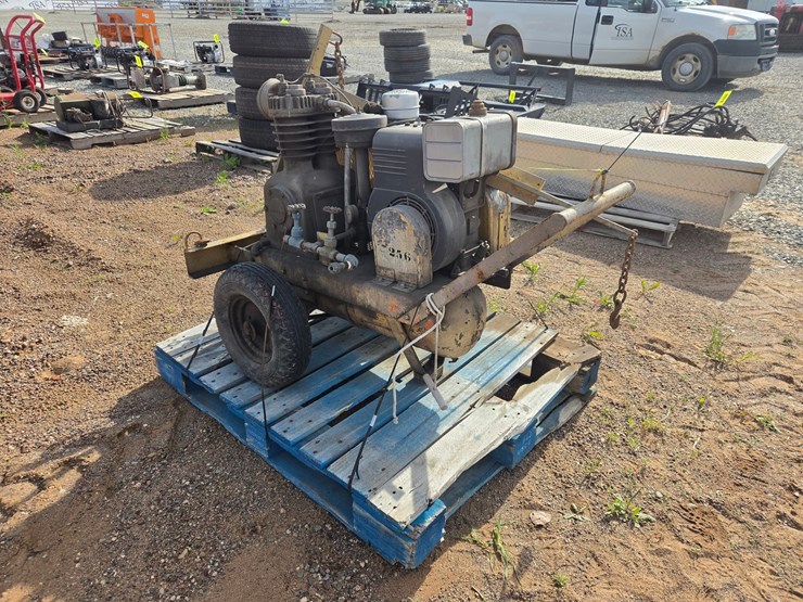 #6188-•-portable-air-compressor-image-4