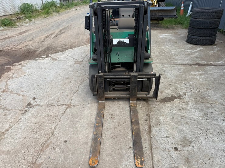 #1364-•-misubishi-fgc25n-forklift-image-10
