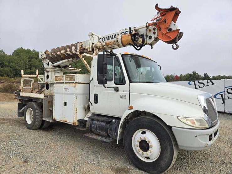 2003-international-durastar-4300-image-7