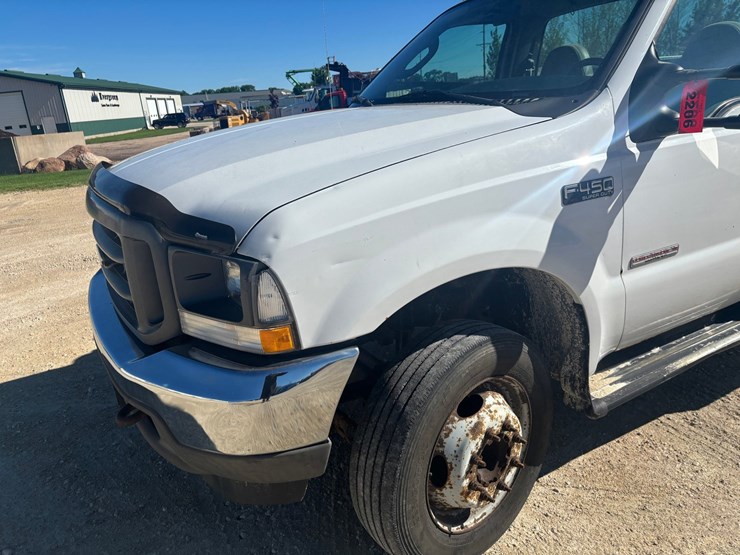 2004-ford-f450-image-8