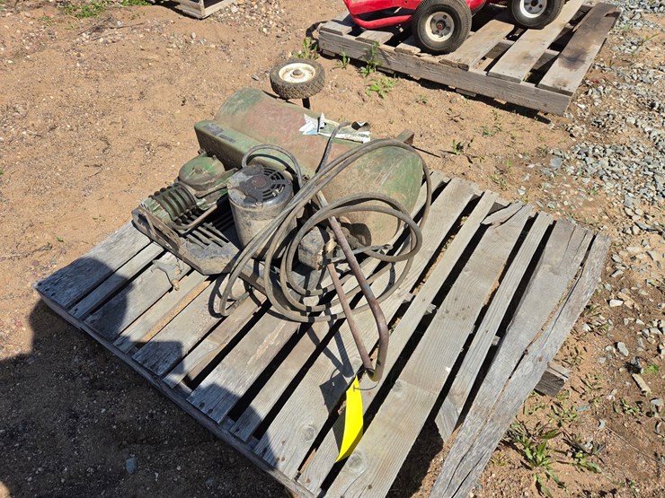 #6181-•-campbell-hausfeld-fl-3302-air-compressor-image-4