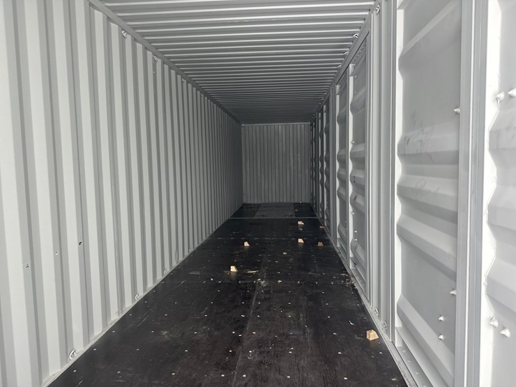 #5004-•-40'-(5)-door-one-trip-shipping-container-image-9