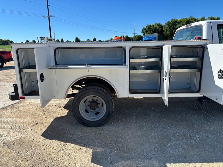 2004-ford-f450-image-52