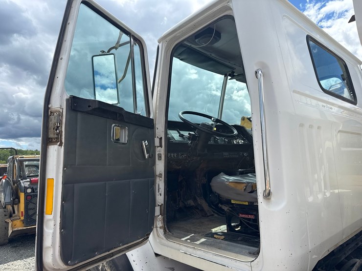 1995-cummins-m11-image-63