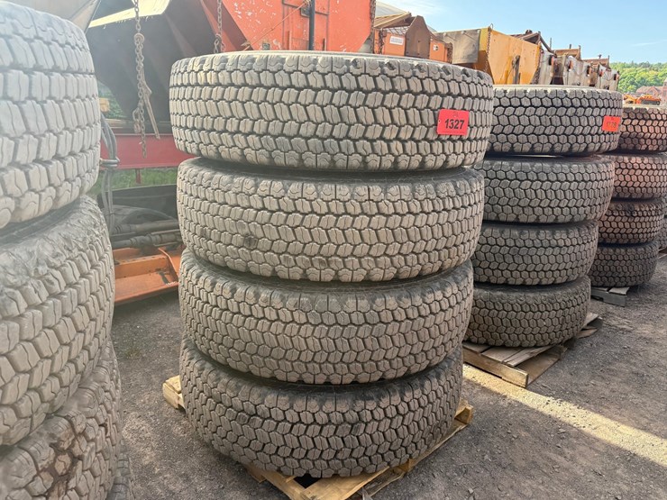 #1327-•-bridgestone-tires-with-rims-image-2