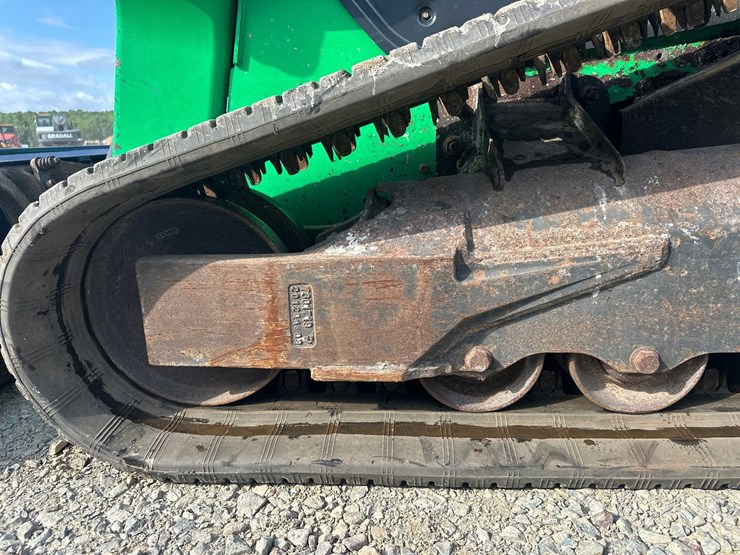 2021-bobcat-t76-image-58