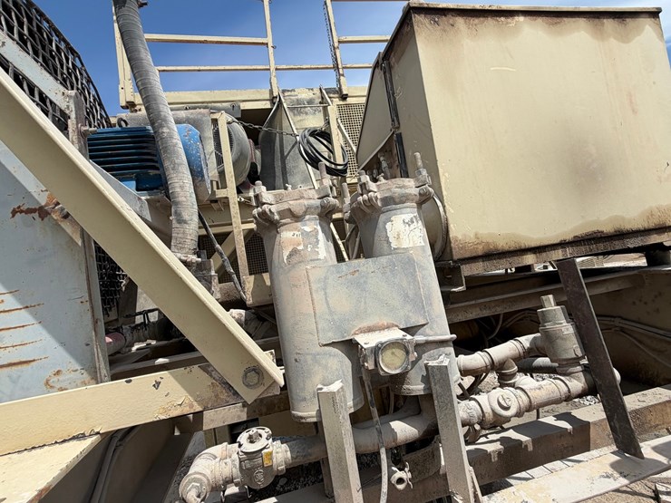 #1757-•-2005-mestco-hp4000-crusher-image-49