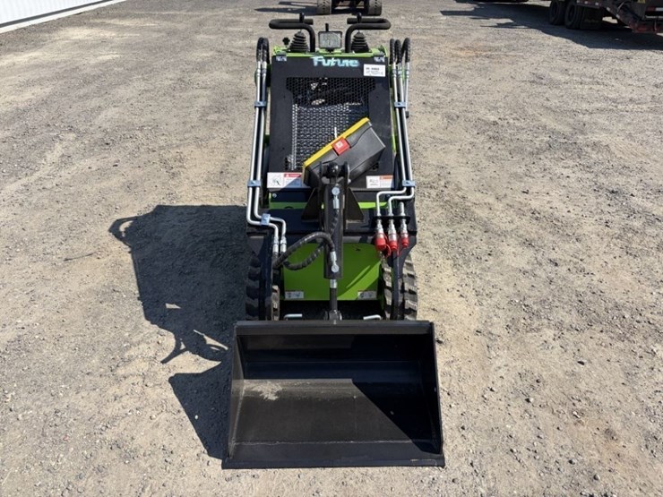 2026-future-ft36c-mini-compact-track-loader-image-8