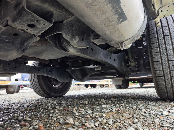 2019-ford-f350-xlt-image-40
