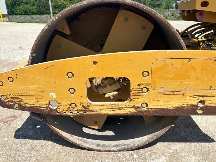 caterpillar-cs-563e-image-70