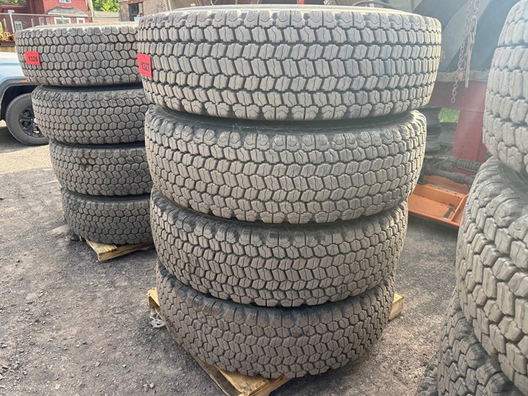 #1327-•-bridgestone-tires-with-rims-image-5